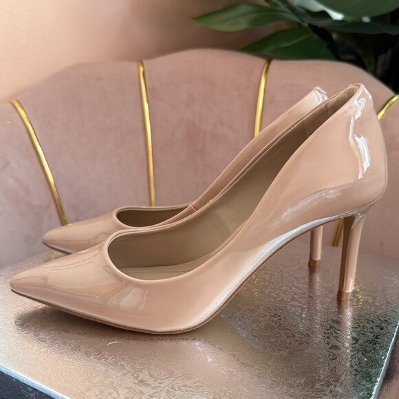 Pre-Loved: Jean Ardor Classic Nude 3.25" Patent Pumps [Size 6.5] - Picture 2 of 5